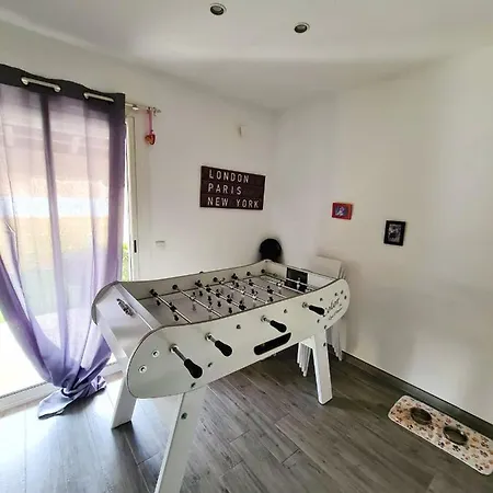 Elegante A + Piscine Villa